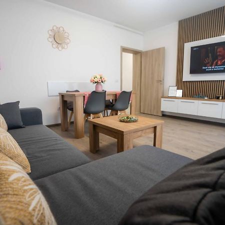 Cozyhome Brasov Exterior photo