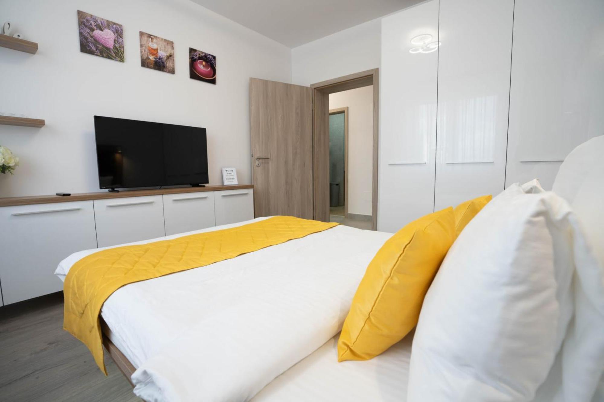 Cozyhome Brasov Exterior photo