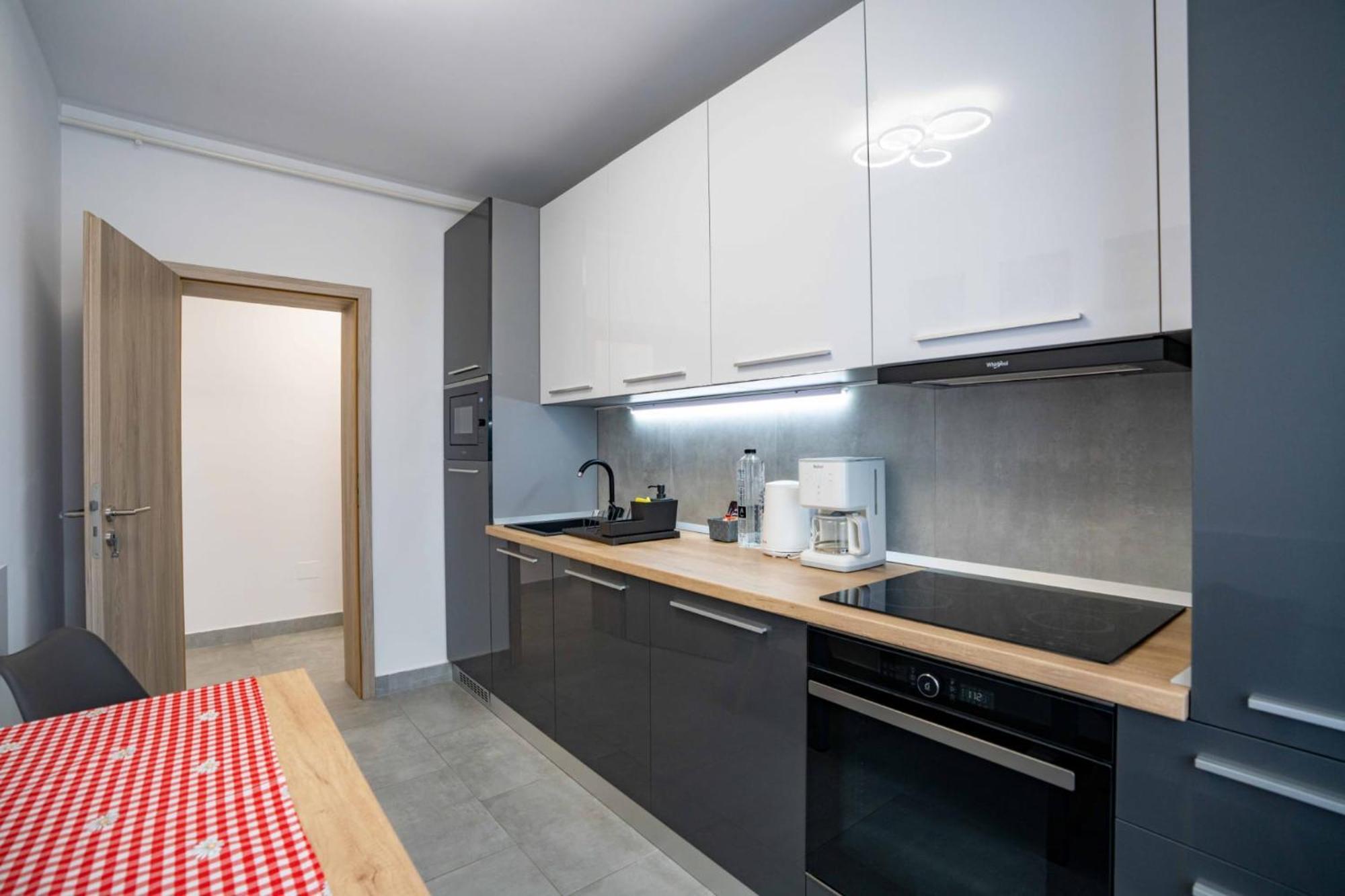 Cozyhome Brasov Exterior photo